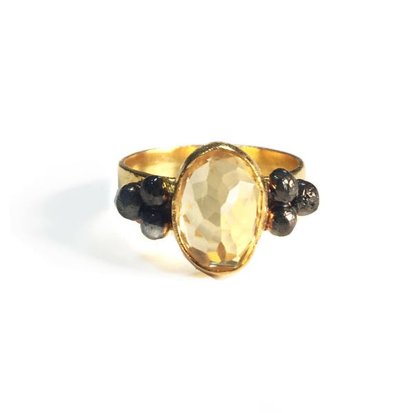 Citrine Ring with dots (made to order), yellow citrine silver ring, gold citrine ring, yellow topaz ring, oxidized ring, gemstone ring