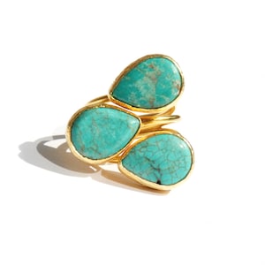 Turquoise Ring with three teardrop stones, gold statement ring, birthstone ring, turquoise jewelry, big turquoise ring, gold turquoise ring