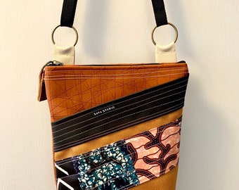 Crossbody in Terracotta with wax print