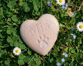 Personalized Pet Memorial Stone for Dog or Cat, Custom Engraved Remembrance Stone, Sympathy Gift for Loss of Beloved Pet