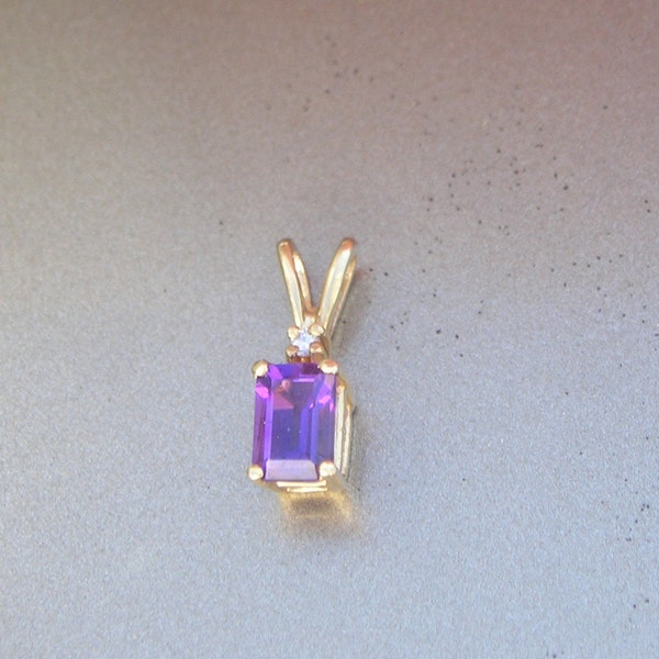 Dainty 14K Gold Diamond & Amethyst Yellow Gold Pendant 1/2"