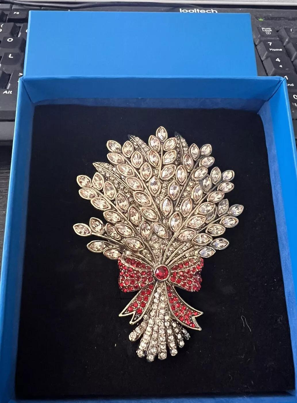 Heidi Daus Worth the Wheat Swarovski Crystal Pin Brooch in Box 3 1