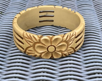 Vintage Wide Yellow Carved Bakelite Flower Leaves Cutout Bangle Bracelet