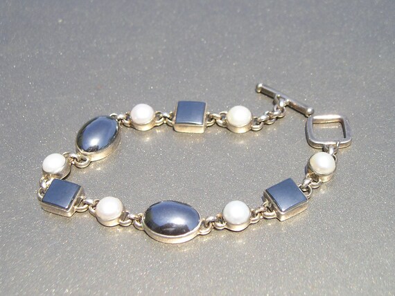 Janice Girardi JGD Sterling 925 Pearl Hematite Toggle Bracelet - Etsy