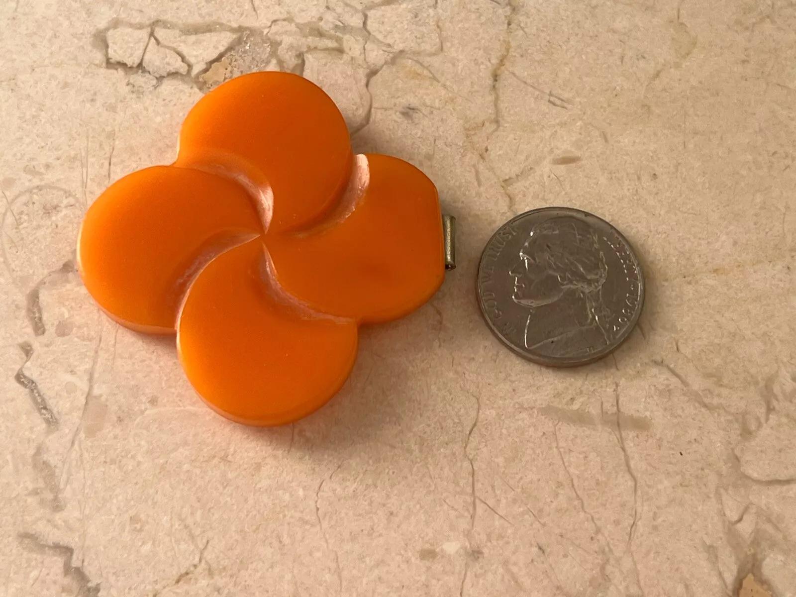 Vintage Butterscotch Orange Bakelite Carved Flowers Belt 
