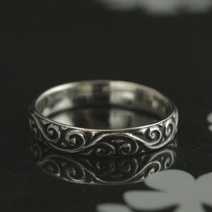 Tendrils and Thyme Sterling Silver Wedding Band--Embossed Vine Patterned Silver Wedding Ring--Oxidized & High Polished--Custom made to Size