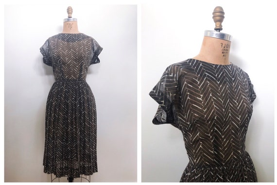 Vintage 50s Dress / Abstract Print Dress / Tucker