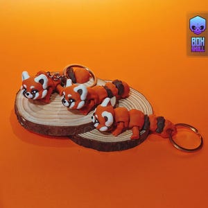 Bebê Panda Vermelho - BOXSKULL3D. Arquivo STL para impressão 3D, figura articulada, flexi fofo, impressão no local - arquivos 3MF e STL incluídos!