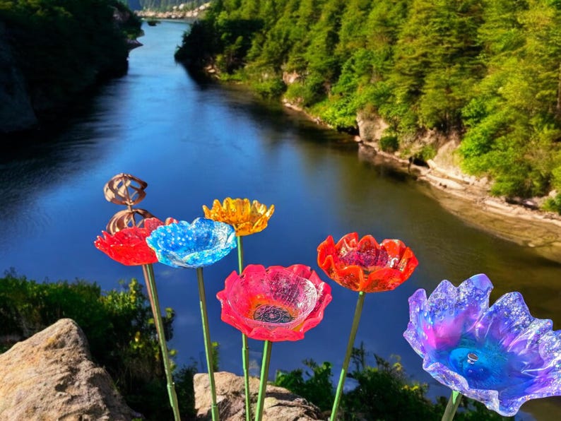 Handmade Resin Flower Bird Feeder Bee Watering Station Garden Decoration Outdoor Seed Holder immagine 18