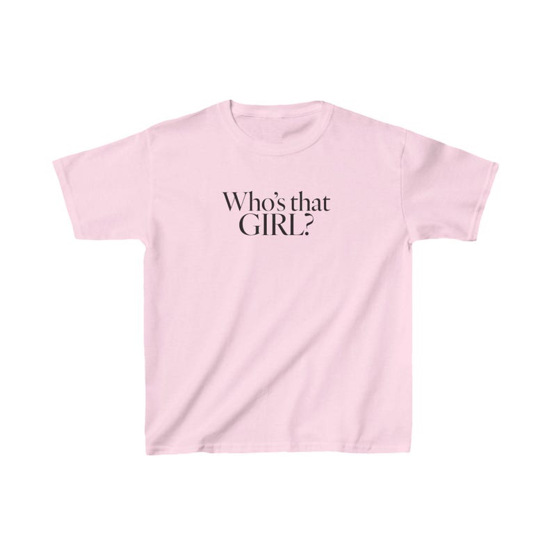 Who's That Girl Baby Tee, Girly Baby Tee, Trendy Shirt, Trendy Baby Tee, Retro Tee, Cool T Shirt, Cute Crop Tee, Trendy Crop Top, Y2K Shirt zdjęcie 5