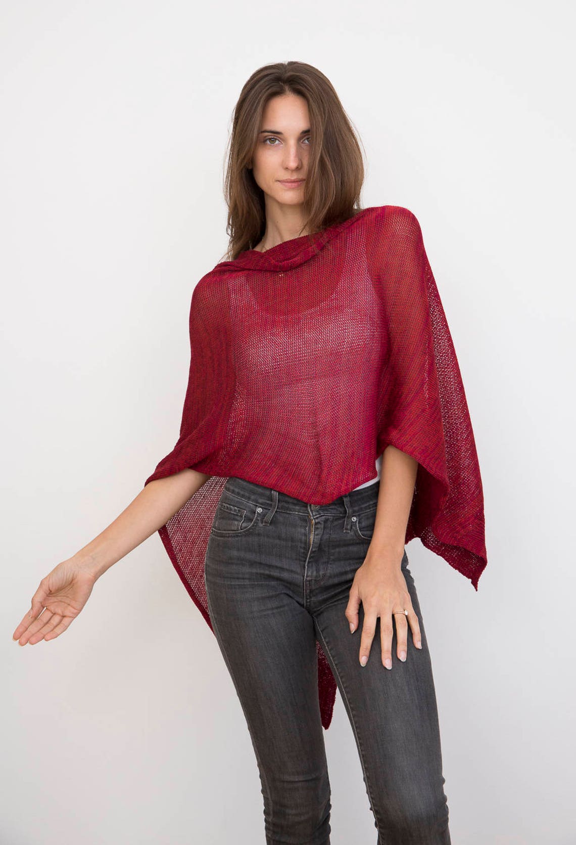 Everest Poncho (Red)