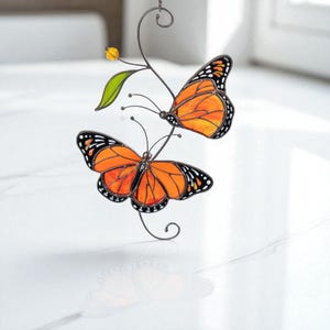 Colgantes de vitrales con forma de mariposa, mariposa monarca, vitrales modernos, atrapasol personalizado, regalo de verano