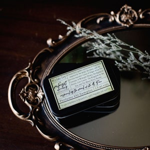 Un set de muestras de aceite de perfume Midnight Dreary