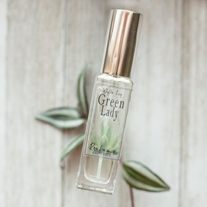 Green Lady Perfume Spring Inspired Fragrance of Aloe, Pear, Violet, Agave, and Willow image 2