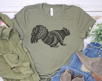 Squirrel Shirt, Cute Unisex Shirt, Nature shirt, Camping tee, Squirrel Retro tshirt, Christmas Gift, Woodland Animal,Gift For Squirrel Lover