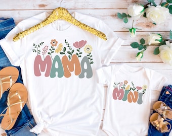 Mama Mini Floral Shirt, Mother's Day Gift, Matching Mommy and Me Pink Tee, Mother Daughter Shirts, Mama Mini Outfit, Mama Mini Matching tee