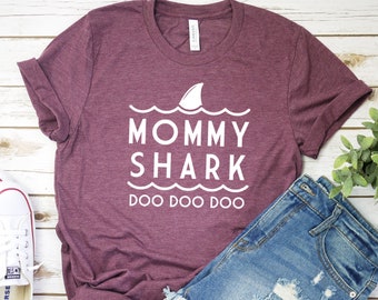 Mommy Shark, Mommy Shark Doo Doo Doo Shirt, Mommy Shark Tee, Mom Shark T-Shirt, Mom Tee, Mom Gift, Shark Party, Shark Birthday, Mother's Day
