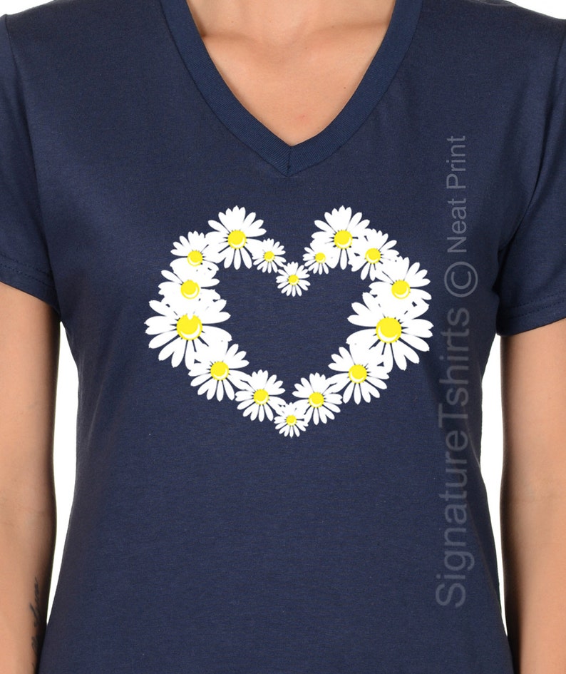 Daisy Heart T Shirt Graphic Tees Flower Daisies Retro Gift Etsy