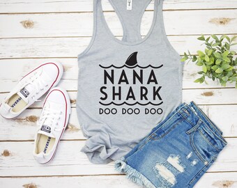 Nana Shark Doo Doo Doo Tank Top, Nombre Tiburón, Nombre Personalizado Tiburón, Bonita Camisa De Tiburón, Fiesta de Cumpleaños de Tiburón, Camiseta Shart para Mujer, Camiseta de Mujer