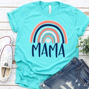 Camisa de mamá Camisa de mamá Camisa arco iris Regalo del Día de las Madres Regalo de cumpleaños mamá Regalo de baby shower Camiseta de mamá arco iris Anuncio de embarazo imagen 4