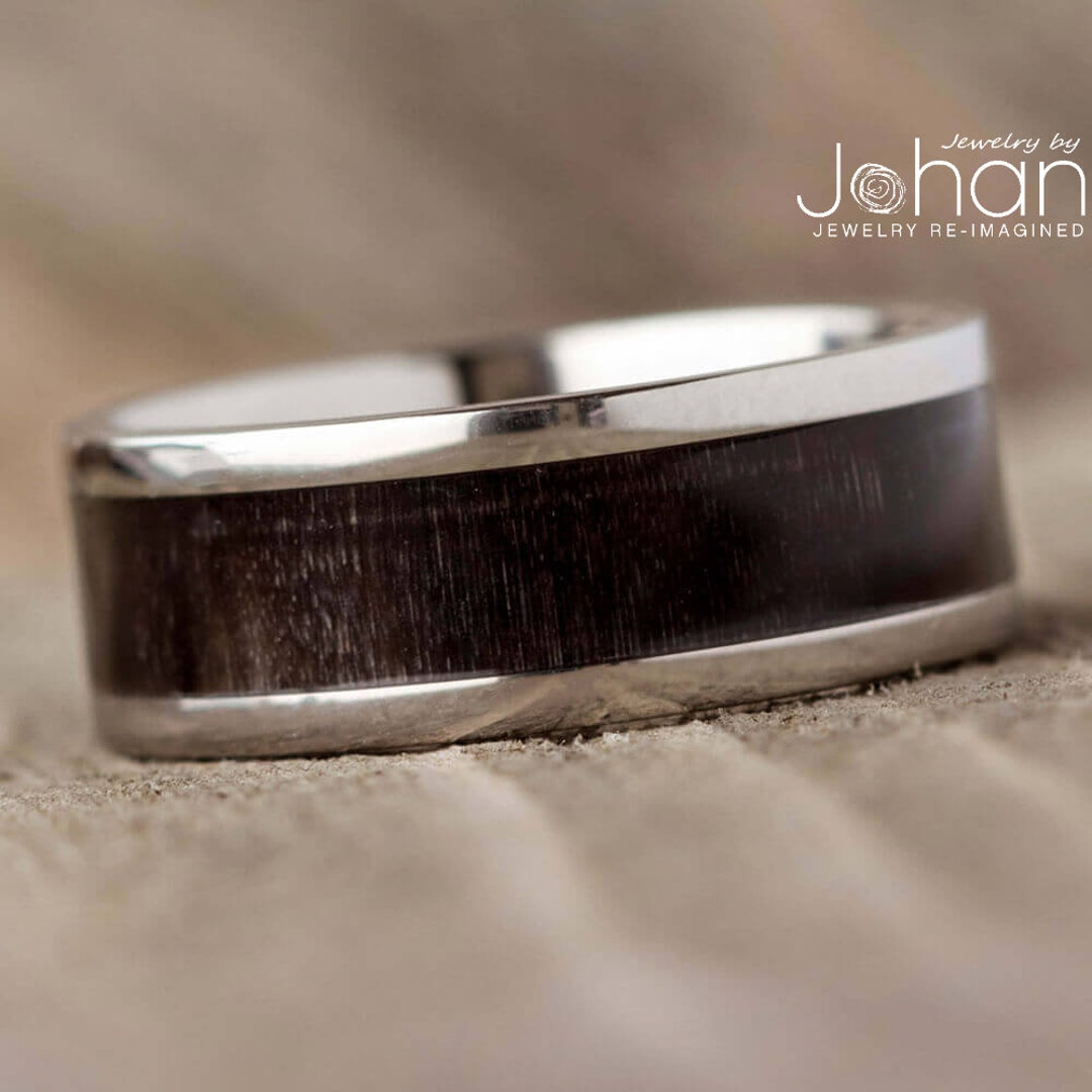 Springbok Horn Ring in Polished Titanium - Etsy