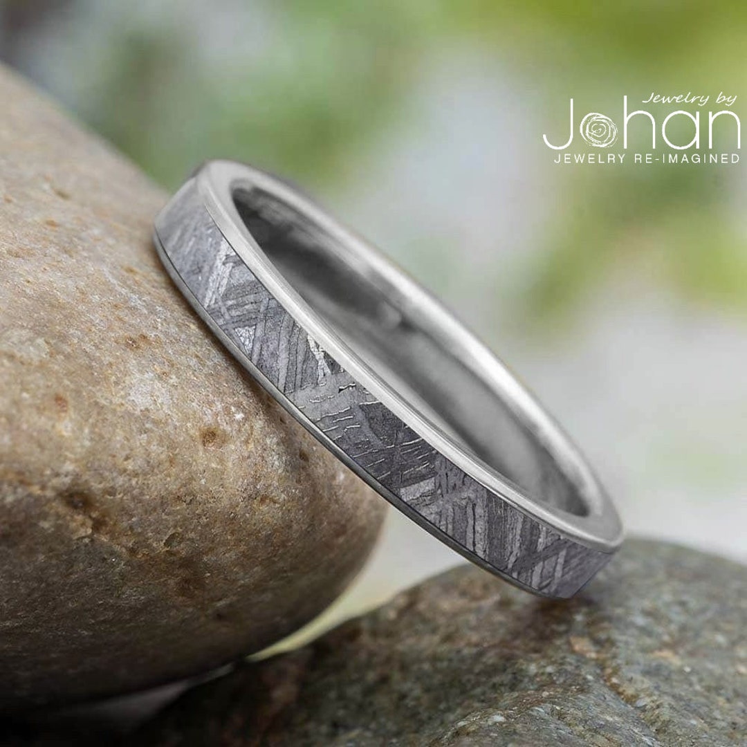 Matching Meteorite Wedding Rings with Polished Gold | Jewelry by Johan