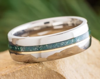 Emerald Wedding Band with Yellow Gold Pinstripe