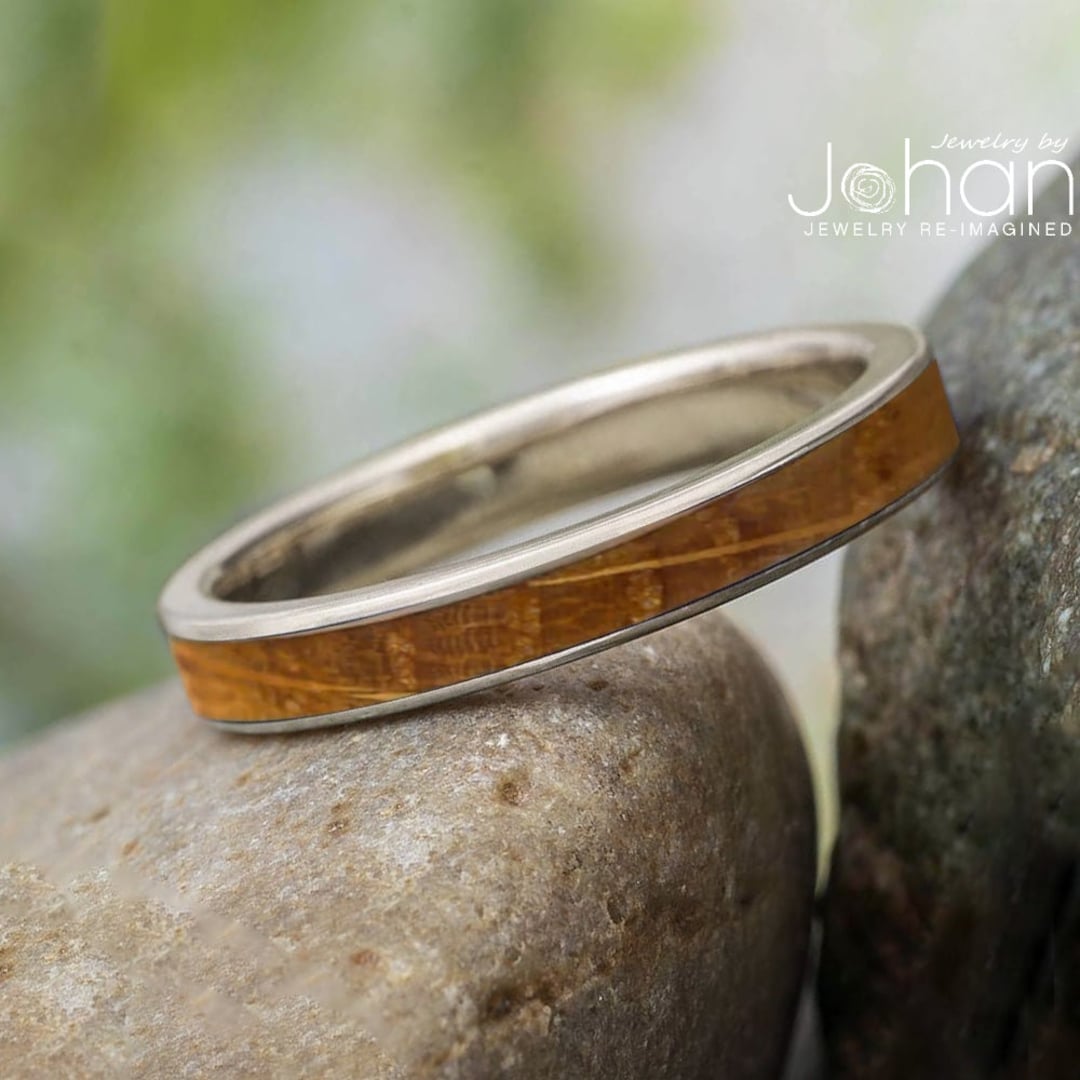 Whiskey Barrel Oak Ring for Her in White Gold UK
