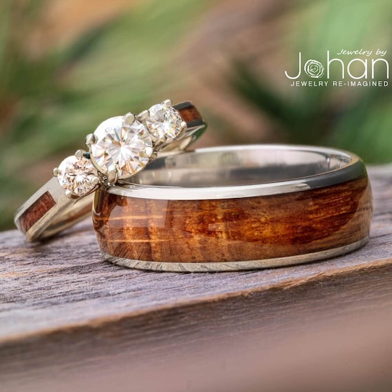 Three Diamond Wooden Engagement Ring - Casavir Jewelry
