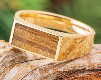 Signet Ring with Whiskey Barrel Oak Wood Inlay