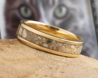 Yellow Gold Memorial Ring With Ashes