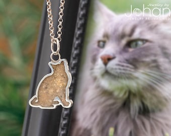 Cat Memorial Necklace With Ashes