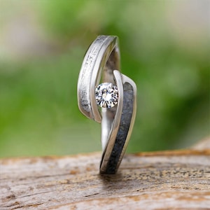Diamant Verlobungsring mit Meteorit & Dino Bone