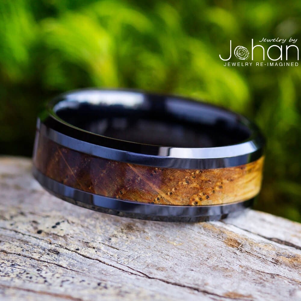 Natural Koa Wood Wedding Band with Polished Gold | Jewelry by Johan