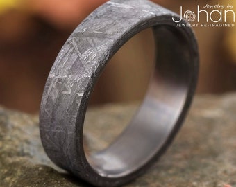 Simple Meteorite Men's Wedding Band in Matte Titanium