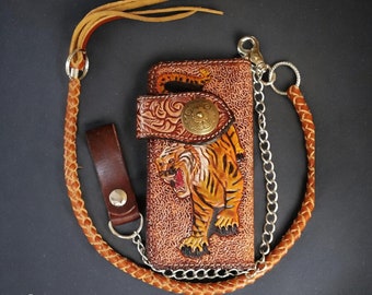 Cartera de cuero estilo motero con cadena, cartera con tigre tallado, cartera plegable estilo vaquero del oeste, cartera para motocicleta, cartera larga hecha a mano, regalo de cuero para hombre