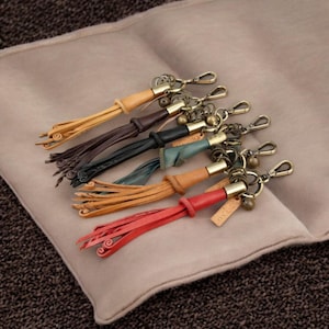 Echtleder Quasten, Leder Schlüsselanhänger, Leder Quasten für Taschen, Handgefertigte Leder Quasten, Handgefertigte Leder Quasten, Geschenk für Ihn