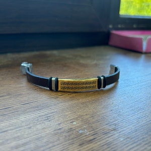 Golden engraving adjustable leather bracelet