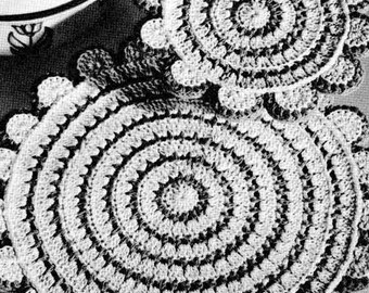Vintage Crochet Pot Holder Pattern: 60's Scalloped Trivet (Digital Pattern)
