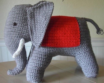 Motif éléphant au crochet des années 40