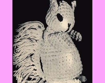 1947 Toy Squirrel Crochet Pattern, Digital Crochet Pattern