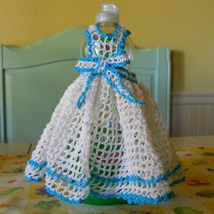 Crochet Pinafore Dishcloth Pattern: Easy Retro Design (Digital Pattern)