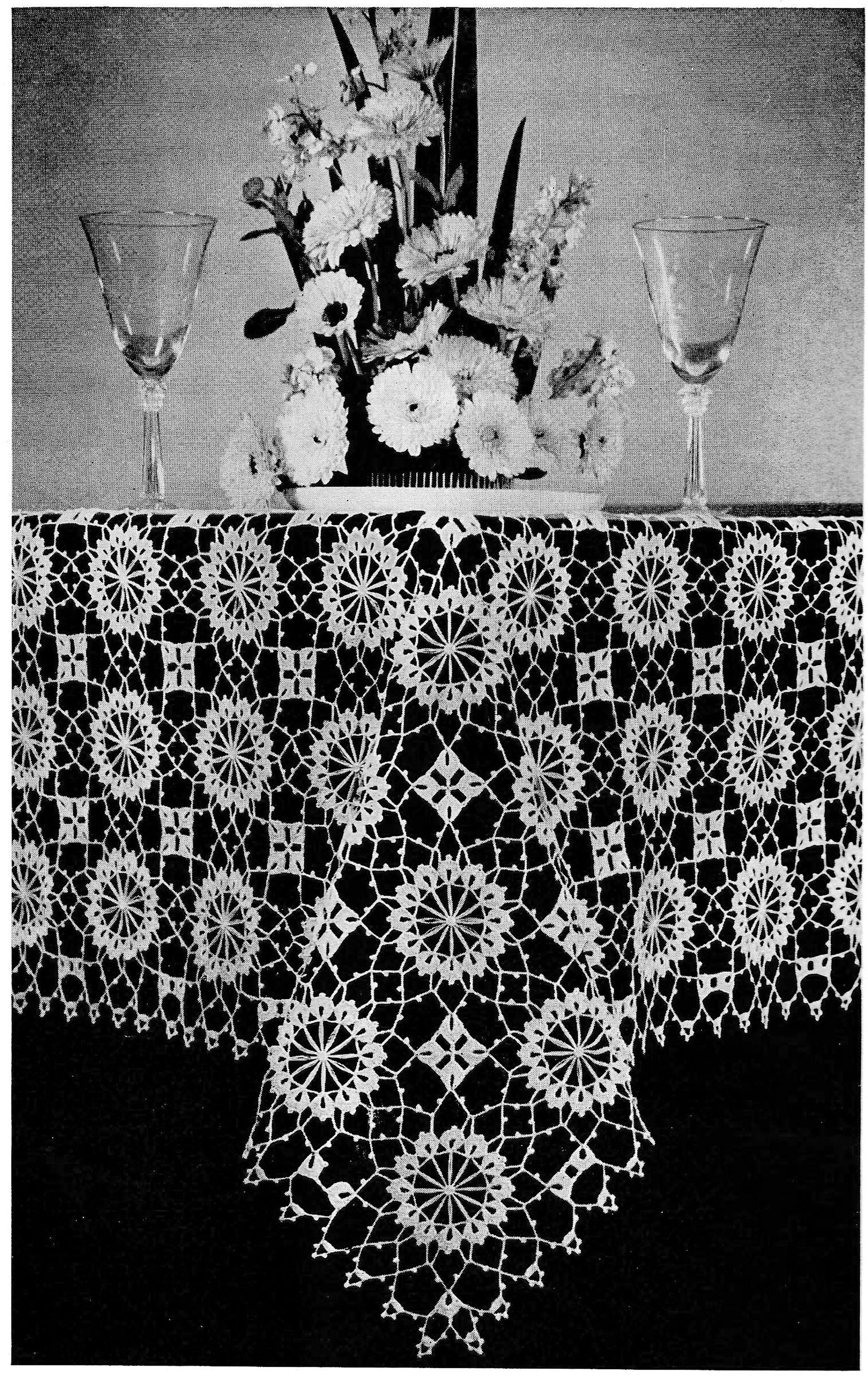 1940s Designs for Crazy Daisy Winder, Vintage Flower Loom Patterns