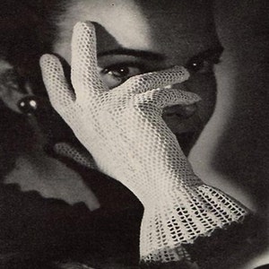 1944 Mesh Crochet Gloves Pattern, Digital Crochet Pattern