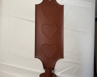 Paleta de pared con aspecto rústico de hojalata perforada, color marrón, para decoración campestre de granja, 35,5 cm de largo.