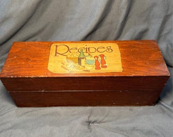 Caja de recetas de madera vintage con tapa abatible, almacenamiento de cocina, decoración rústica.