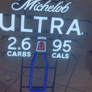 Letrero de barra con luz LED de cerveza Michelob Ultra, vertical, 22,5" x 32,5", perfecto para el espacio de reunión