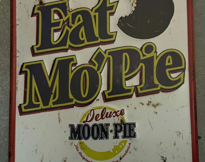 Eat Mo Pie Moon Pie Tin Sign Vintage Candy Advertising Kitchen Bar Wall Decor