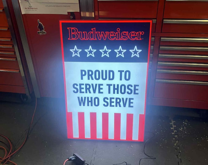 Budweiser LED Sign 35″×24″ “Proud to Serve Those Who Serve” – Patriotic Beer Bar Wall Light | Mancave Decor | Garage Pub NEW