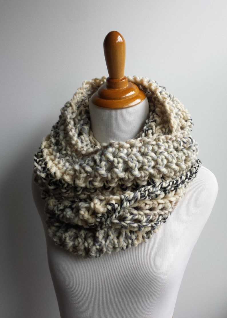 Chunky Knit Infinity Scarf: Cream Wool Blend Cowl - Etsy